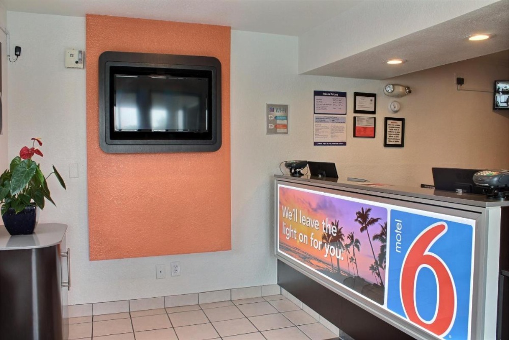 Motel 6 San Luis Obispo North Image 11